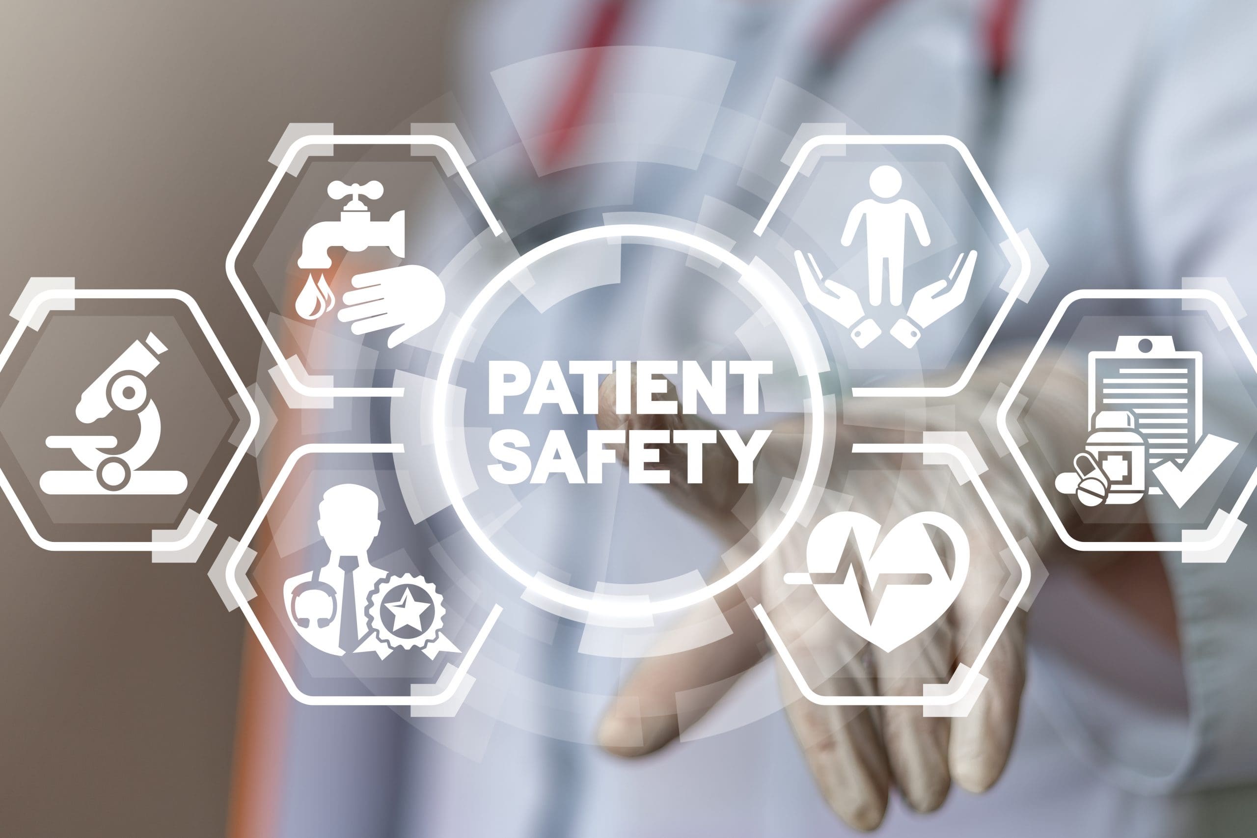 سلامة المرضى في المنشآت الصحية Patient Safety in Health Sectors